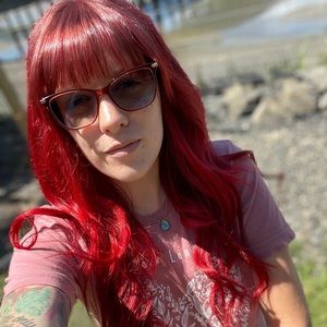 Meet your Posher, Lyndsie